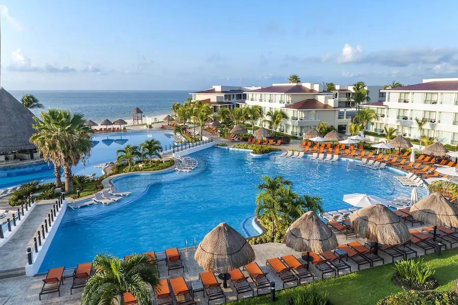 Mind-Blowing Things to Do in Cancun with Kids