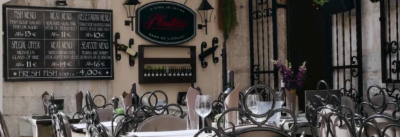 Bon Bon Lawrence Kansas: History, Closure, Catering & Local Alternatives