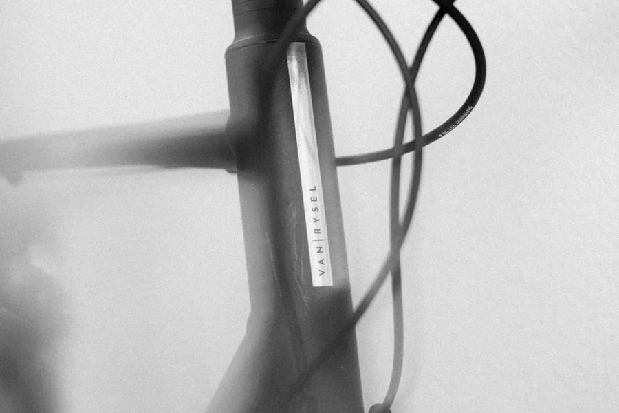 Torque Wrench Bike: The Ultimate Guide to Bicycle Precision Maintenance Adjusting Carbon Bike Stem Bolts with a Torque Wrench