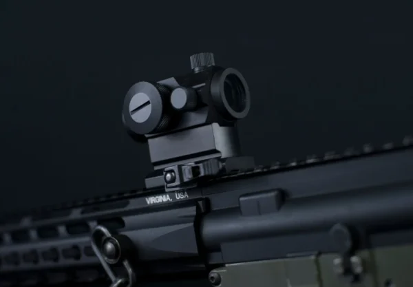 Aimpoint Comp M5 Guide: Specs, Models, & Tactical Performance